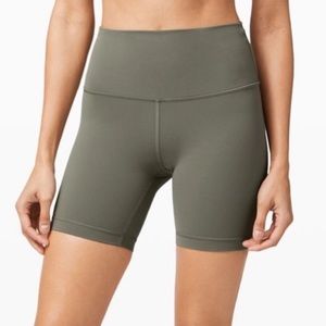 Lululemon | Wunder Train High Rise 8” Shorts